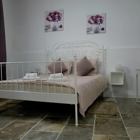 Zajazd Edem Traditional House