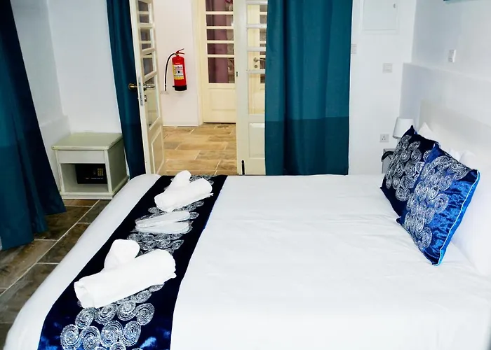 Edem Traditional House Estalagem